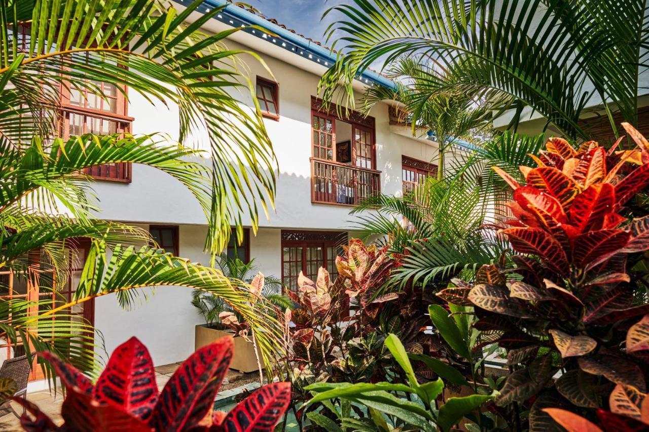 Lombok Hotel&SPA antes Hotel Casablanca Guaduas Exteriér fotografie