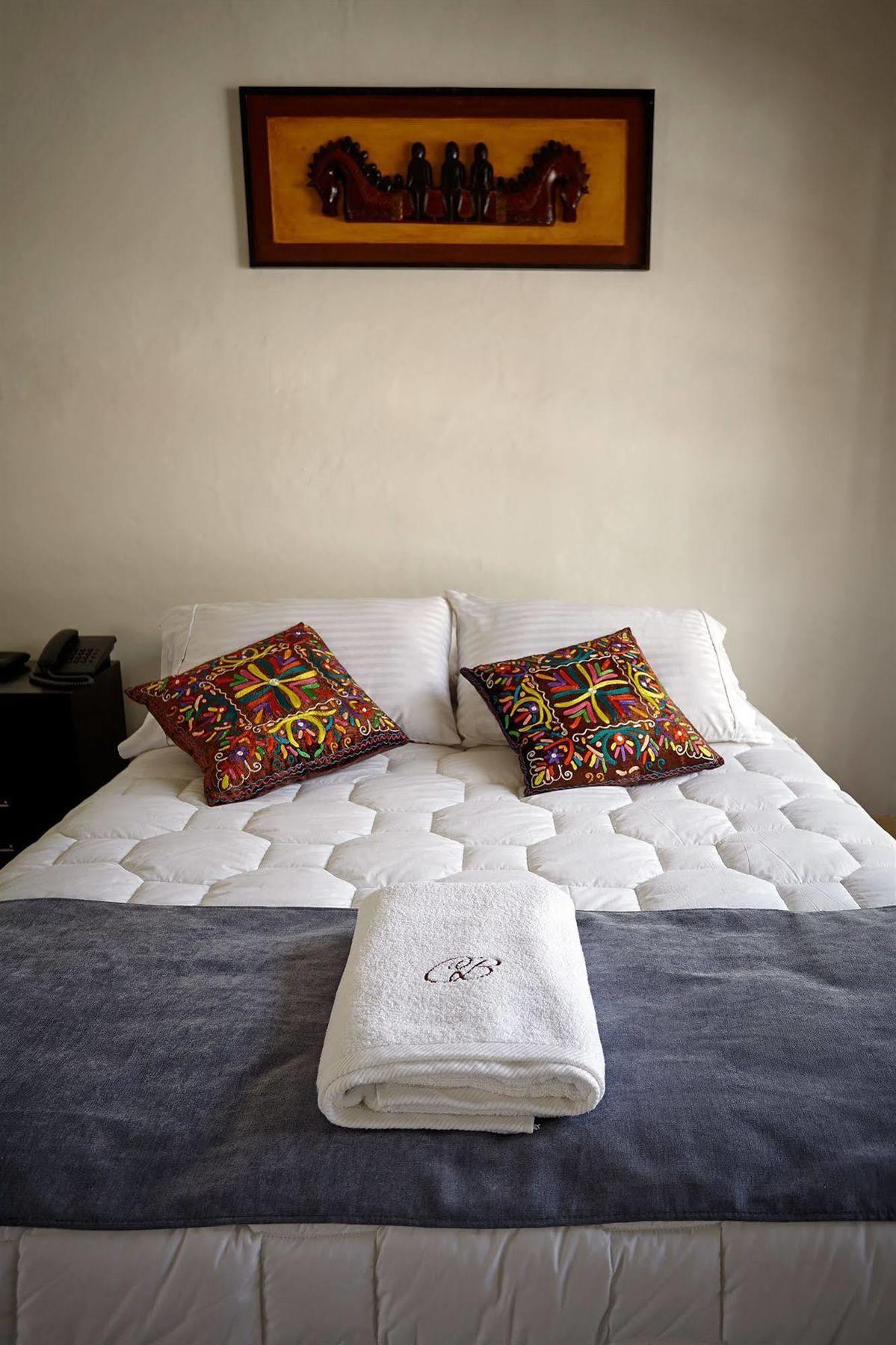 Lombok Hotel&SPA antes Hotel Casablanca Guaduas Exteriér fotografie